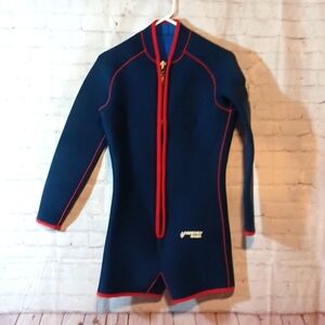 Parkway Design Blue & Red Wet Suit  M